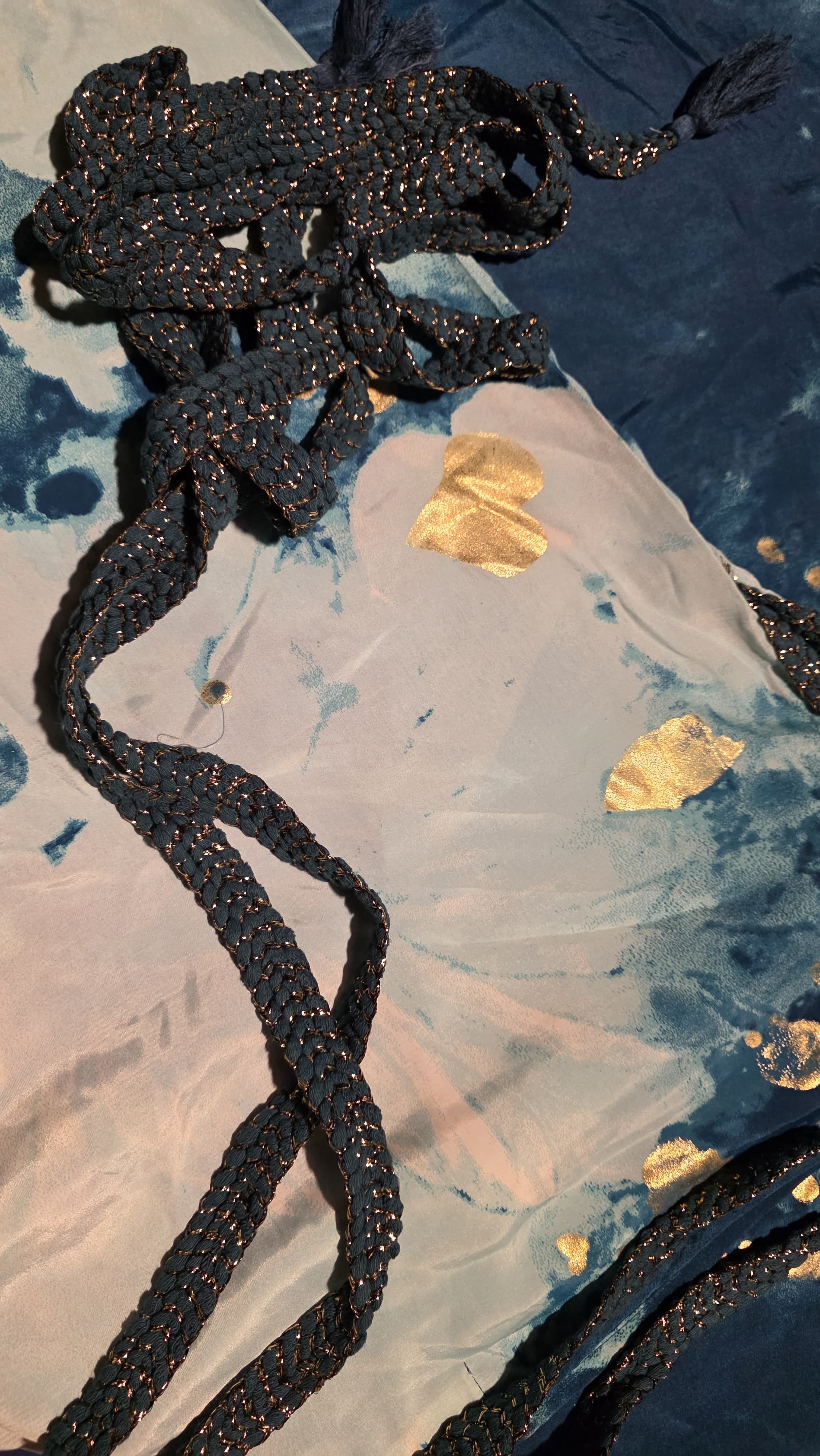 Afrodita Seda Gold – 70% Silk • 30% Viscose