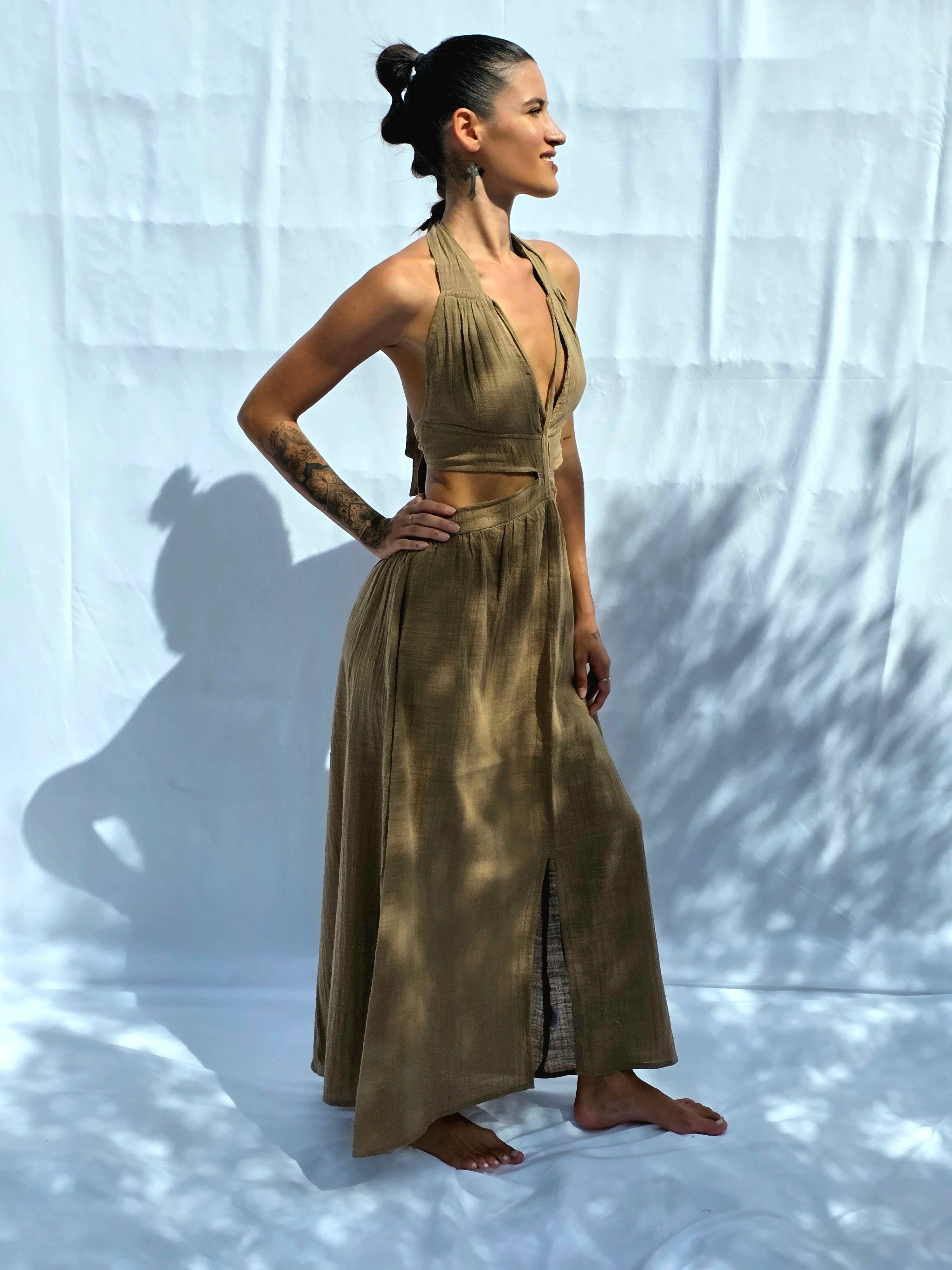 Hanna Cotton Liso — Pureza en movimiento, belleza sin adornos