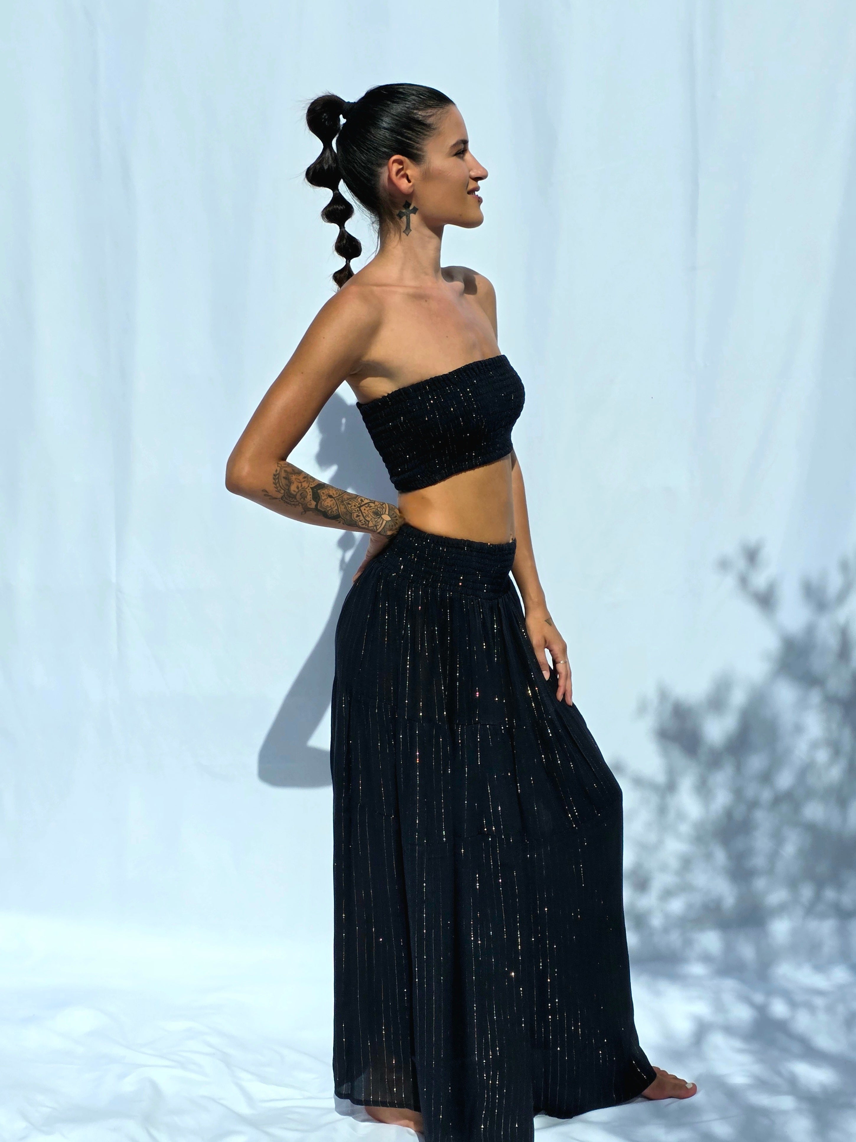 Set Sharona – 95% Viscose • 5% Metallic Lining