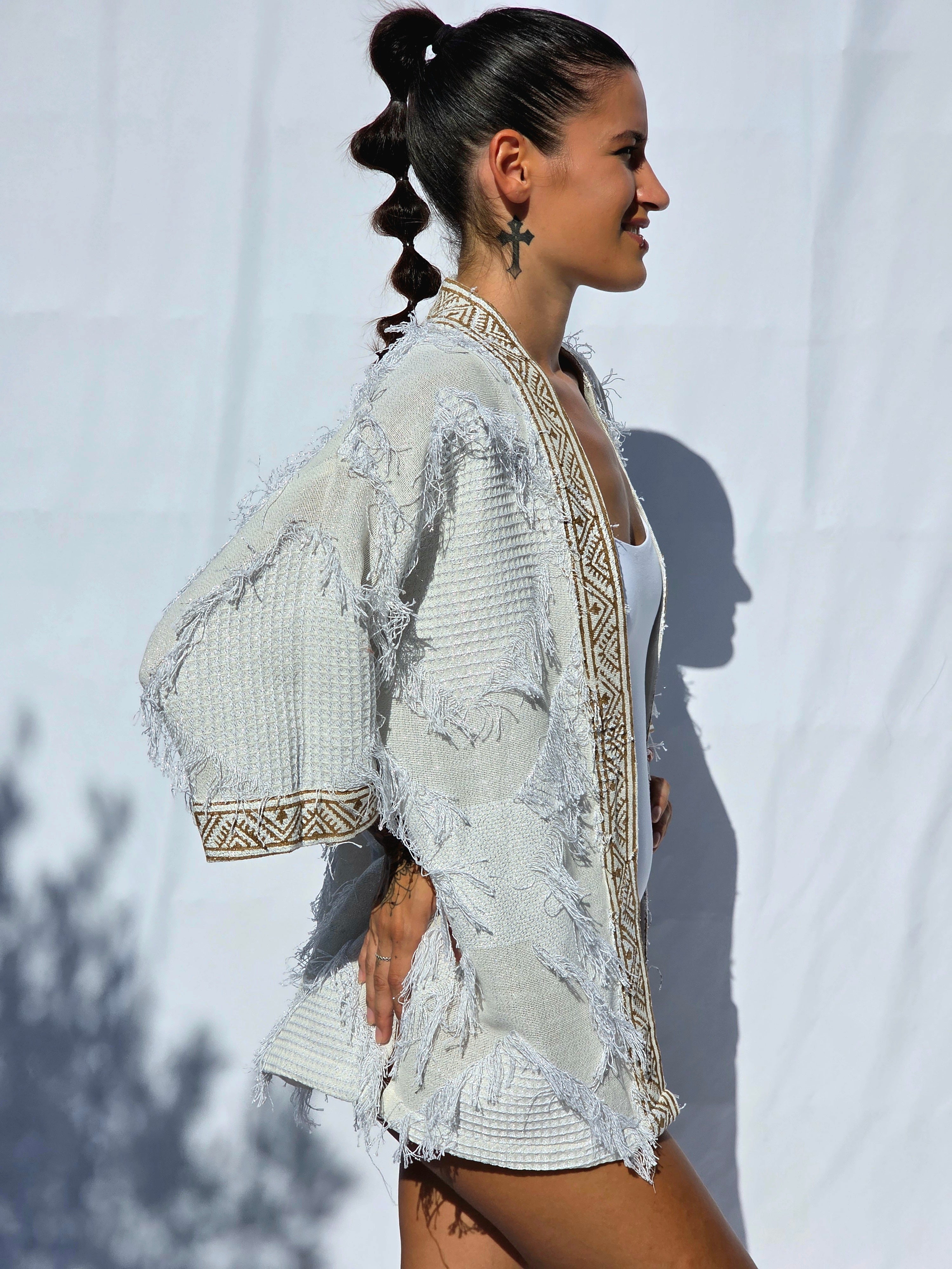 Astrid Kimono Corto — Arte en movimiento, esencia ligera