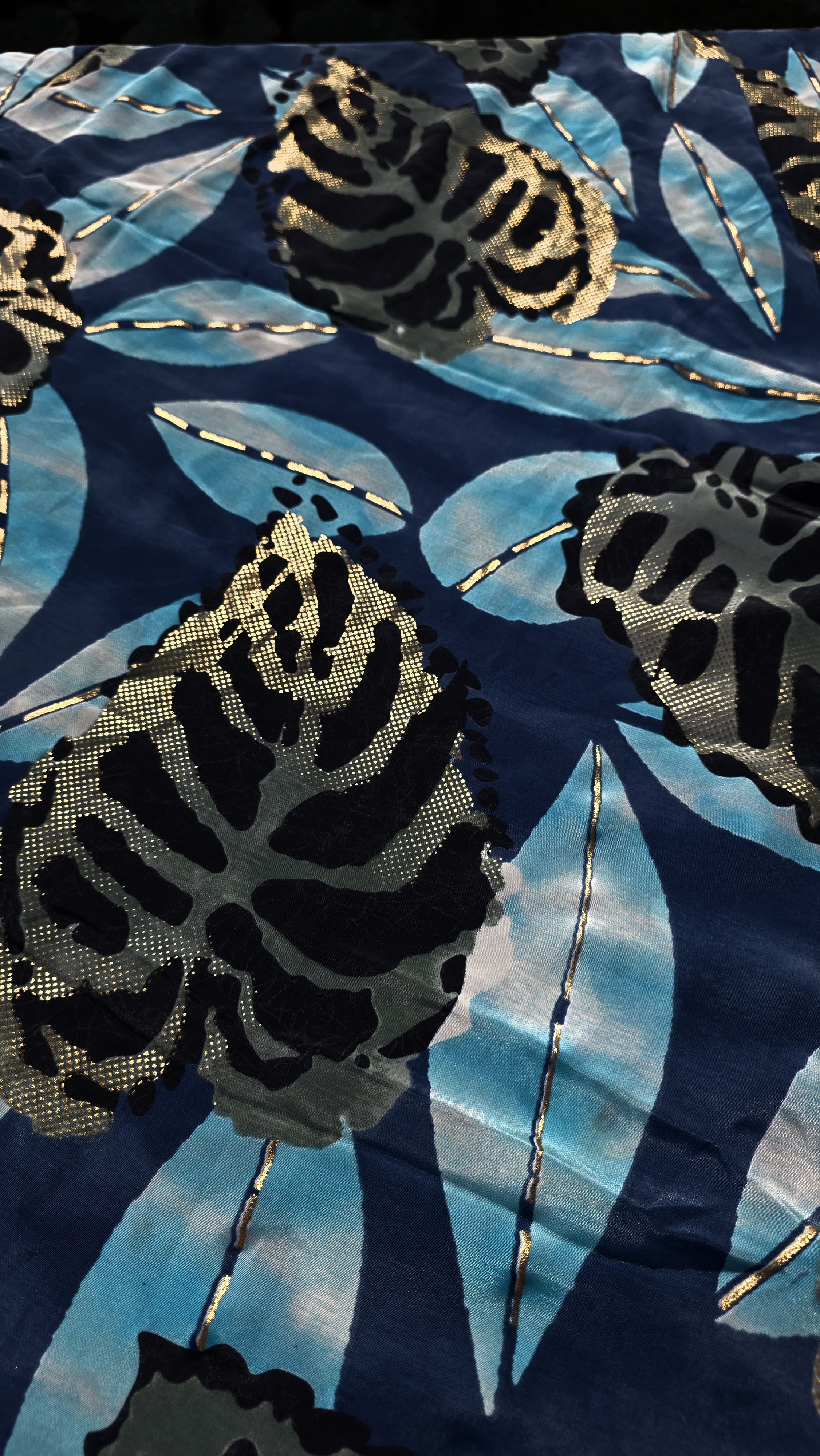 Zahira Seda – 70% Silk • 30% Viscose